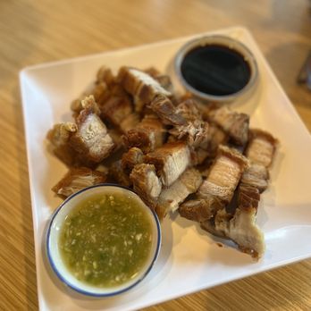 Charm Siam Restaurant - Fried pork with green sauce, a must - Noodles Near Me - Long Beach, California Charm Siam Restaurant - Fried pork with green sauce, a must - Noodles Near Me - Long Beach, California