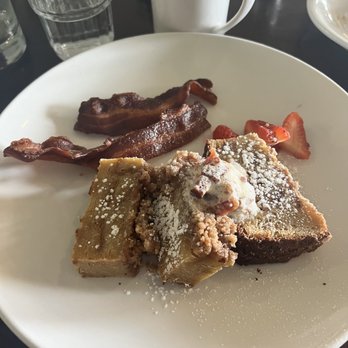 Big Sky Cafe - Breakfast & Brunch Near Me - Webster Groves, Missouri