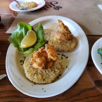 Julep Kitchen & Bar - Fried Green Tomatoes with Shrimp - Barbeque Near Me - Annapolis, Maryland Julep Kitchen & Bar - Fried Green Tomatoes with Shrimp - Barbeque Near Me - Annapolis, Maryland