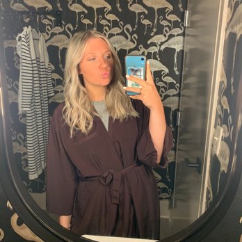 Mane Studio - robe - Hair Salons Near Me - Wilmington, North Carolina Mane Studio - robe - Hair Salons Near Me - Wilmington, North Carolina