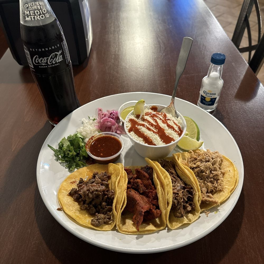 Los Guapos - Mexican Near Me - Fort Worth, Texas