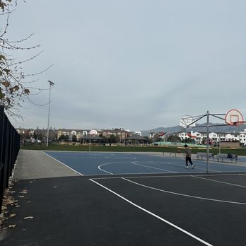 Delano Manongs Park - Dog Parks Near Me - Milpitas, California