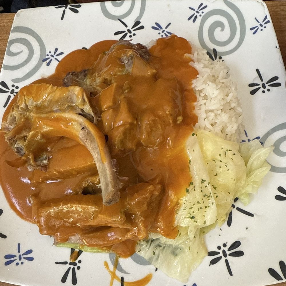 New Lun Ting Cafe - Roast pork with orange gravy - Chinese Near Me - San Francisco, California New Lun Ting Cafe - Roast pork with orange gravy - Chinese Near Me - San Francisco, California