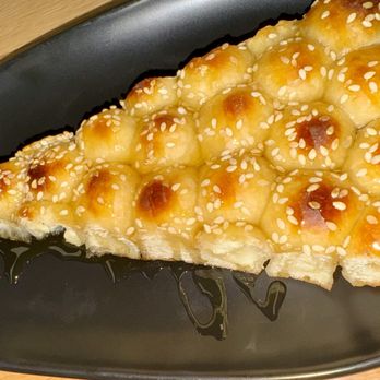 Qamaria Yemeni Coffee - Honey comb bread, must get! - Coffee & Tea Near Me - Mansfield, Texas