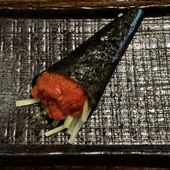 Blōōfin Sushi and Bar - Spicy tuna hand roll - Sushi Bars Near Me - Spring, Texas