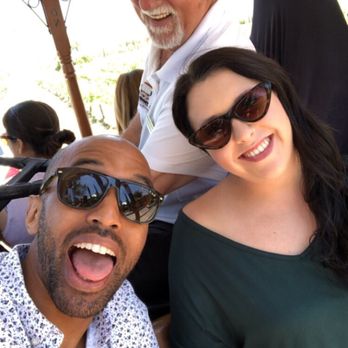 Temecula Valley Cable Car Wine Tours - Me and Tommy T - Wine Tours Near Me - Temecula, California