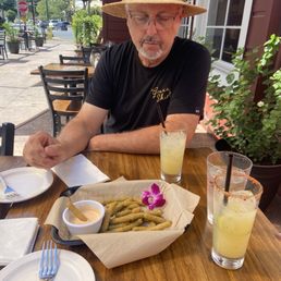 Fried green beans and Saloon Fire Margaritas.