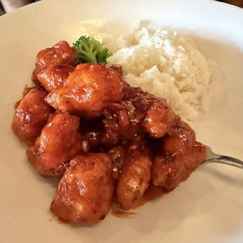 Yoko Kitchen - General Tso's chicken (lunch special) 11/29/2025 - Ramen Near Me - New Milford, Connecticut Yoko Kitchen - General Tso's chicken (lunch special) 11/29/2025 - Ramen Near Me - New Milford, Connecticut