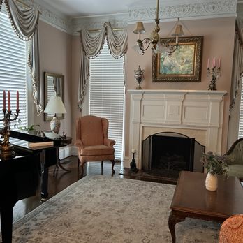 Lookaway Inn - Bed & Breakfast Near Me - North Augusta, South Carolina Lookaway Inn - Bed & Breakfast Near Me - North Augusta, South Carolina