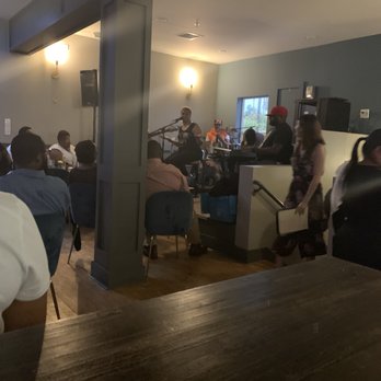 Taste Bar + Kitchen - Cocktail Bars Near Me - Houston, Texas
