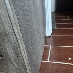 Furniture and Mattress Warehouse Mableton - Damage products