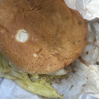 The Apple Pan - Old lettuce and questionable bread - Burgers Near Me - Los Angeles, California The Apple Pan - Old lettuce and questionable bread - Burgers Near Me - Los Angeles, California