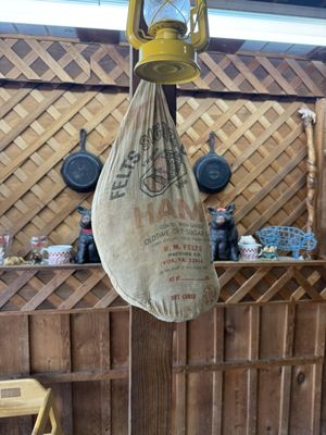 B.E. Scotts BBQ by null