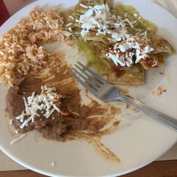 Tierra Caliente Restaurant - Green Chilaquiles - Mexican Near Me - Pomona, California Tierra Caliente Restaurant - Green Chilaquiles - Mexican Near Me - Pomona, California