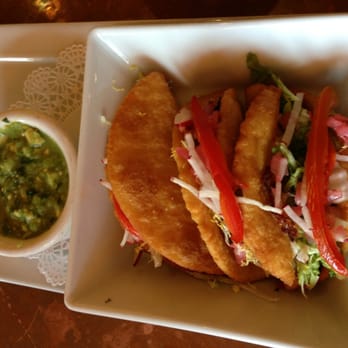 Hugo's - Rojas y papas - Mexican Near Me - Houston, Texas
