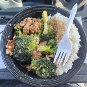 Eastern Restaurant - Beef and broccoli - Chinese Near Me - Accokeek, Maryland Eastern Restaurant - Beef and broccoli - Chinese Near Me - Accokeek, Maryland