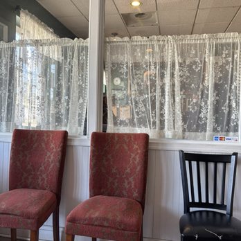 Side Street Cafe Restaurant - The waiting room - Sandwiches Near Me - Cockeysville, Maryland Side Street Cafe Restaurant - The waiting room - Sandwiches Near Me - Cockeysville, Maryland