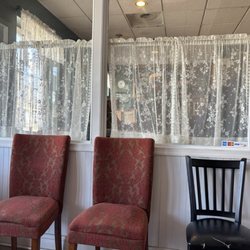Side Street Cafe Restaurant - The waiting room