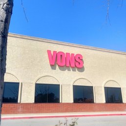 Von's off of Rancho California Road now offers Pick up and Go, making grocery shopping easier and safer.