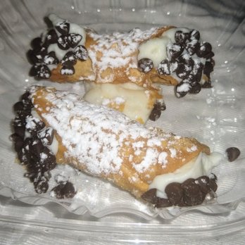 Bambinelli's Italian Restaurant - Mini order cannoli - Italian Near Me - Lilburn, Georgia Bambinelli's Italian Restaurant - Mini order cannoli - Italian Near Me - Lilburn, Georgia