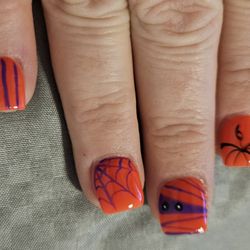 QT NAILS BAR - SPA