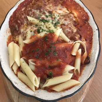 Georgina's Pizza Restaurant - Pizza Near Me - Bolton, Connecticut