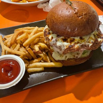 The Sweet Sap - Fried Shrimp Burger - New American Near Me - Flushing, New York The Sweet Sap - Fried Shrimp Burger - New American Near Me - Flushing, New York
