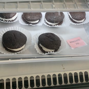 Colvitto's Pizza & Bakery - chocolate cupcakes on display - Bakeries Near Me - Narragansett, Rhode Island Colvitto's Pizza & Bakery - chocolate cupcakes on display - Bakeries Near Me - Narragansett, Rhode Island