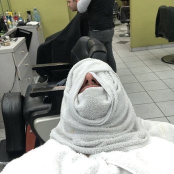 Men's World Barber Shop - Neckline and beard prep - Barbers Near Me - Miami, Florida Men's World Barber Shop - Neckline and beard prep - Barbers Near Me - Miami, Florida