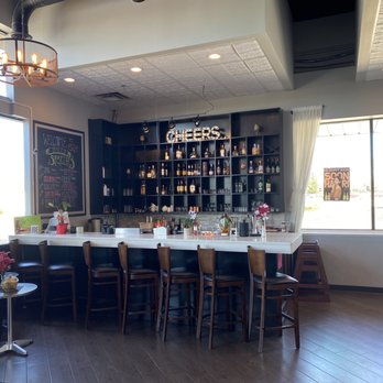 OMG Pho - Bar area - Vietnamese Near Me - Shorewood, Illinois OMG Pho - Bar area - Vietnamese Near Me - Shorewood, Illinois