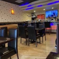 Sushi Hana - Dining room