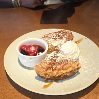 Dear Olivia Bar & Kitchen - Butter Cake - American Near Me - Parkland, Florida Dear Olivia Bar & Kitchen - Butter Cake - American Near Me - Parkland, Florida