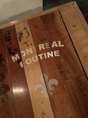Montréal poutine by null