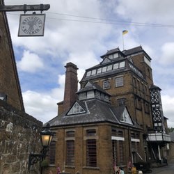 Hook Norton Brewery Visitor Centre - Hook Norton Brewery in Hook Norton, UK.