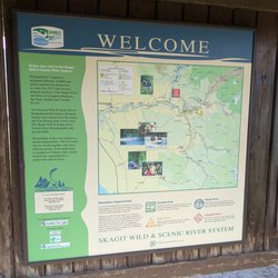 Skagit River Roadside Park
