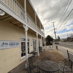 Petaluma Creamery Store - Outside of shop