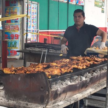 La Bodega Mexicana # 1 - Grilled chicken on charcoal - Mexican Near Me - Long Beach, California