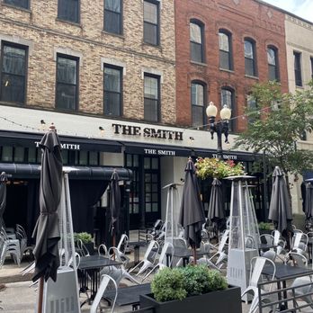 The Smith - Exterior - New American Near Me - Chicago, Illinois