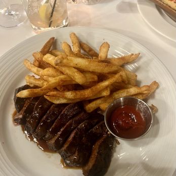 The Lobby Bar - Steak Frites - Bars Near Me - Louisville, Kentucky The Lobby Bar - Steak Frites - Bars Near Me - Louisville, Kentucky