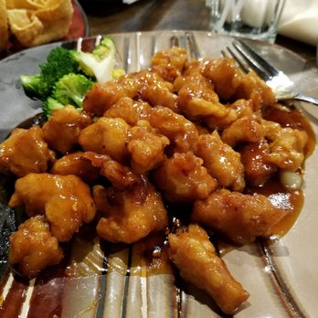 Sushi UNI - Orange chicken - Sushi Bars Near Me - Lenexa, Kansas
