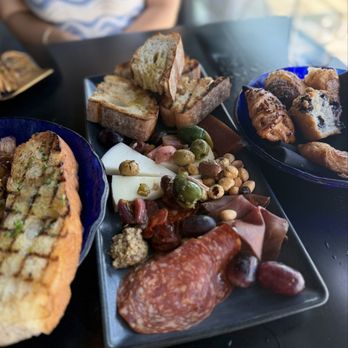 VUE Rooftop - Charcuterie board - New American Near Me - Washington, DC, District of Columbia