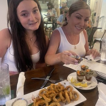 Leahi Bar & Grill - Calamari and oyster shooters!!! Yummy. - Bars Near Me - Honolulu, Hawaii Leahi Bar & Grill - Calamari and oyster shooters!!! Yummy. - Bars Near Me - Honolulu, Hawaii