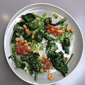 Knife Pleat - Escargot - French Near Me - Costa Mesa, California Knife Pleat - Escargot - French Near Me - Costa Mesa, California