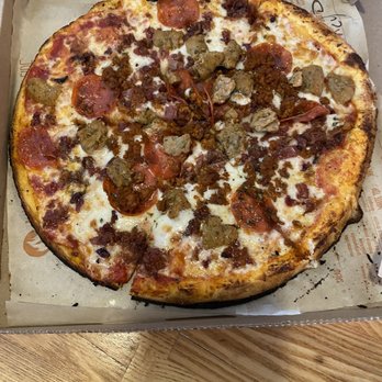 Blaze Pizza - Pizza Near Me - La Cañada Flintridge, California