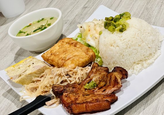 Thành Mỹ Restaurant by null