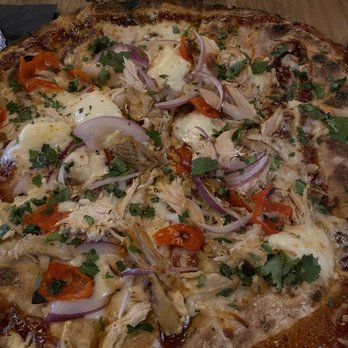 800° Carolinas - BBQ Roast Chicken Pizza (12") on cauliflower crust - Pizza Near Me - Charlotte, North Carolina 800° Carolinas - BBQ Roast Chicken Pizza (12") on cauliflower crust - Pizza Near Me - Charlotte, North Carolina