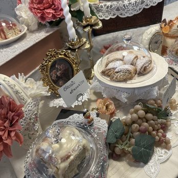 Cafe Cinnamour - Coffee & Tea Near Me - Davie, Florida Cafe Cinnamour - Coffee & Tea Near Me - Davie, Florida