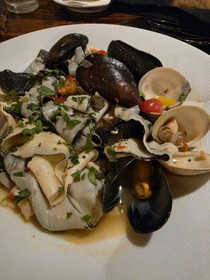 Piastra Restaurant by null