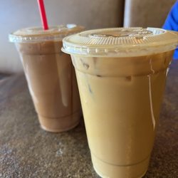 Caffe Luce - Iced mocha and iced honey vanilla latte