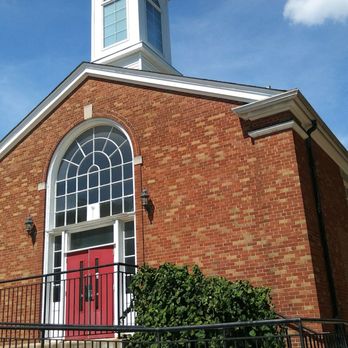 Compton Heights Christian Church - Front of Compton Heights Christian Church Summer 2017. - Churches Near Me - Saint Louis, Missouri